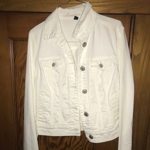 American Eagle white jean jacket